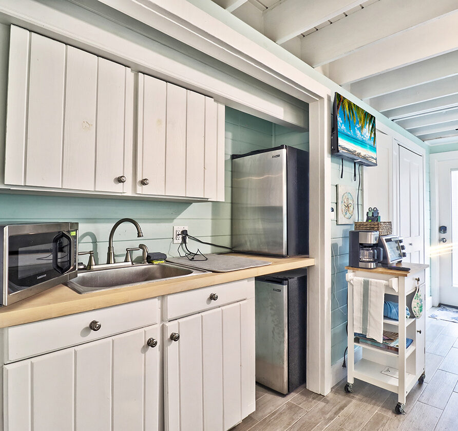 Rum Shot - Kitchenette 3