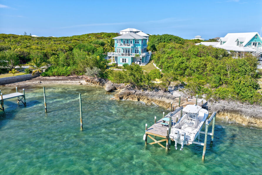Black Tip Cove