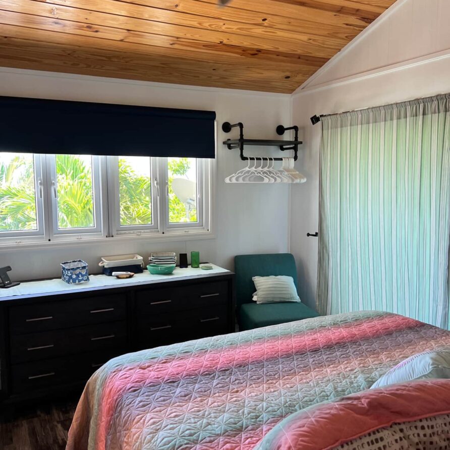 Lil Gecko - Bedroom