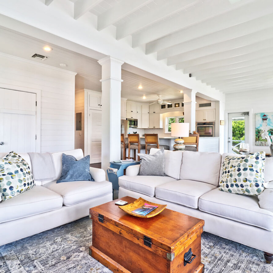 Black Tip Cove - Living Room 4