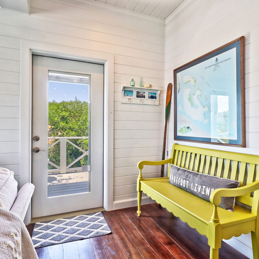 Black Tip Cove - Entry