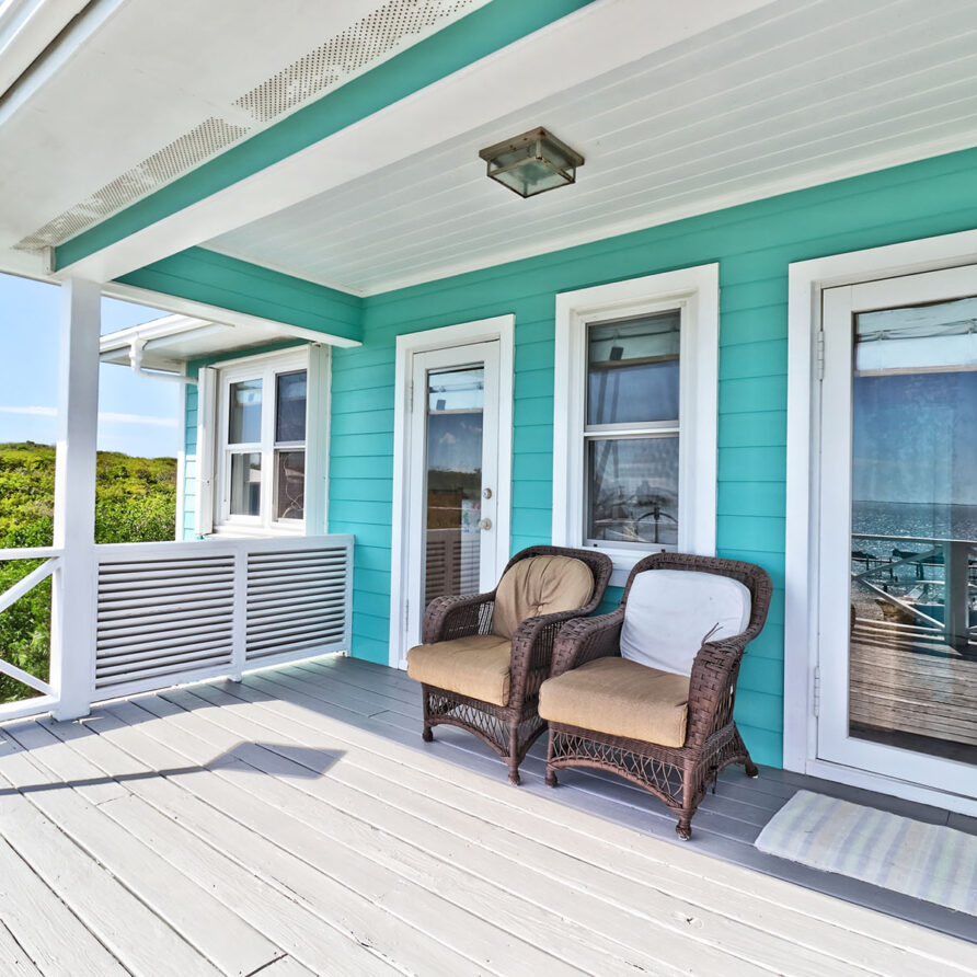 Black Tip Cove - Balcony Accessible From Both Bedrooms
